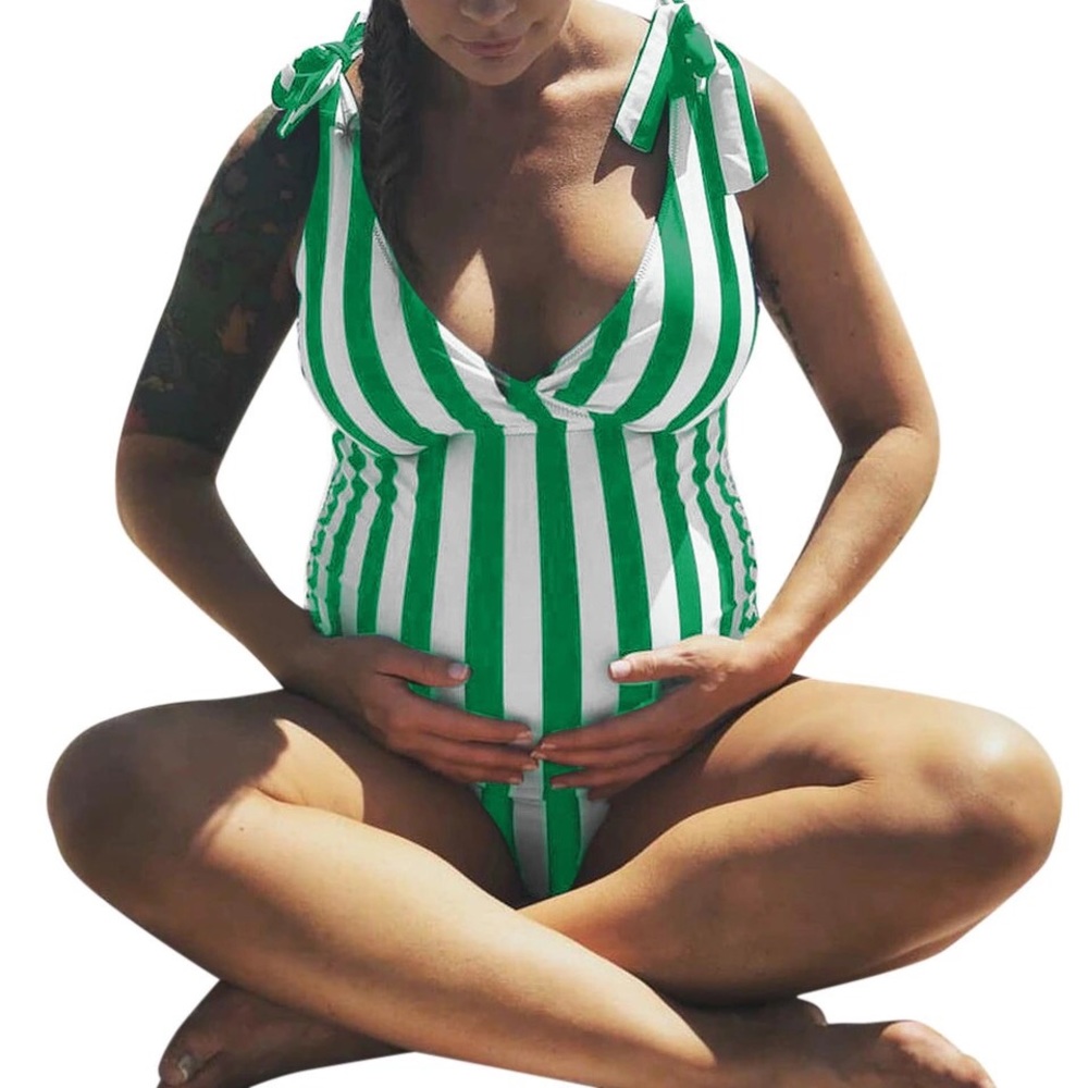 🆕Maternity Women’s Striped One-Piece Swimsuit🆕